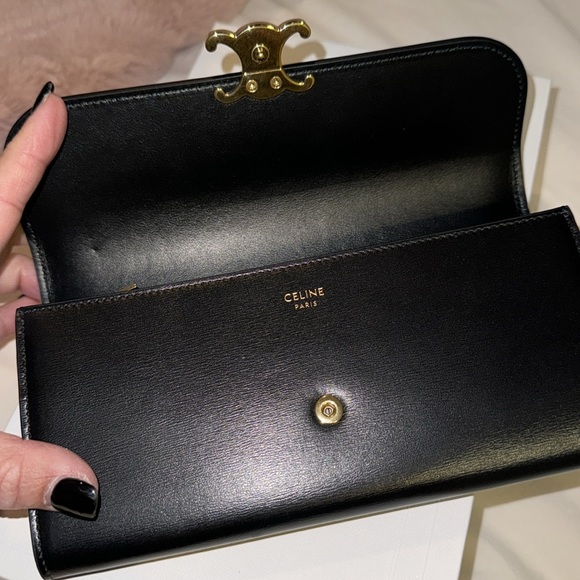 🖤⚜️Celine - Picture 3 of 5